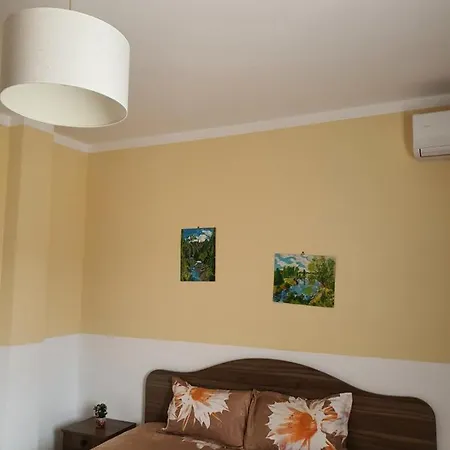 бадевски рай-къща любов Holiday home Badevtsi