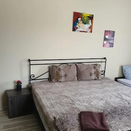 Holiday home бадевски рай-къща любов Badevtsi