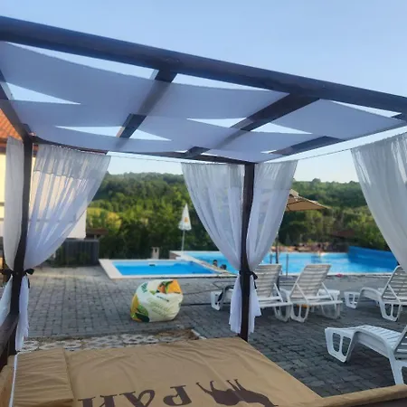 бадевски рай-къща любов Holiday home *