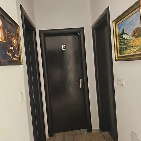 бадевски рай-къща любов Badevci