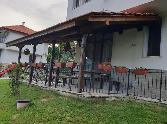 Ваканционна къща бадевски рай-къща любов Бъдевци